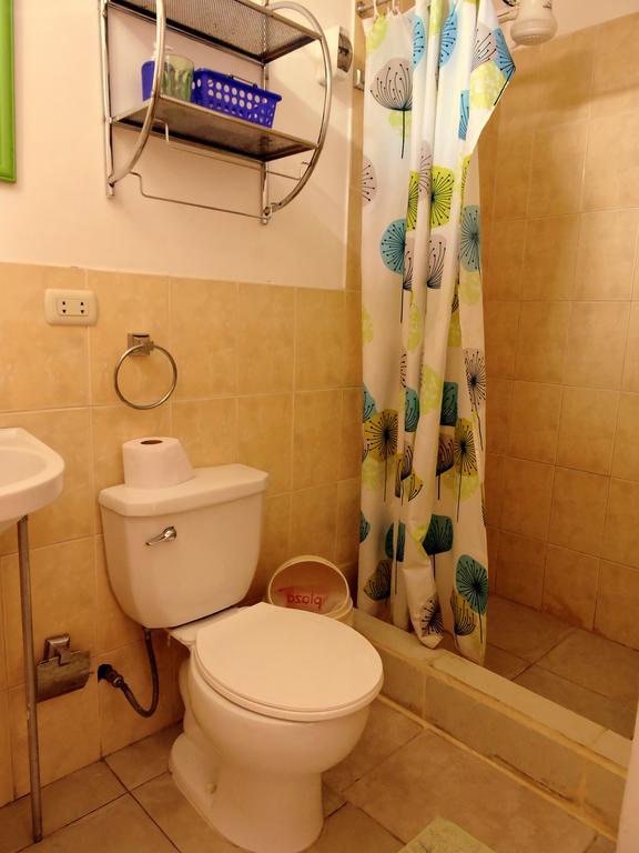 La Casa De Karla Hostel ลิมา ภายนอก รูปภาพ